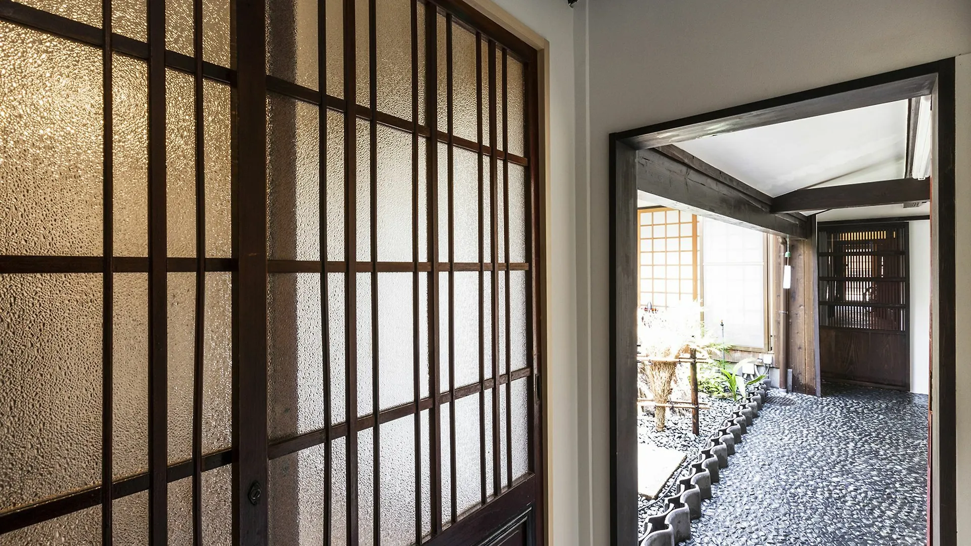 東山仁 Higashiyama Jin Hotel Kyoto Japan
